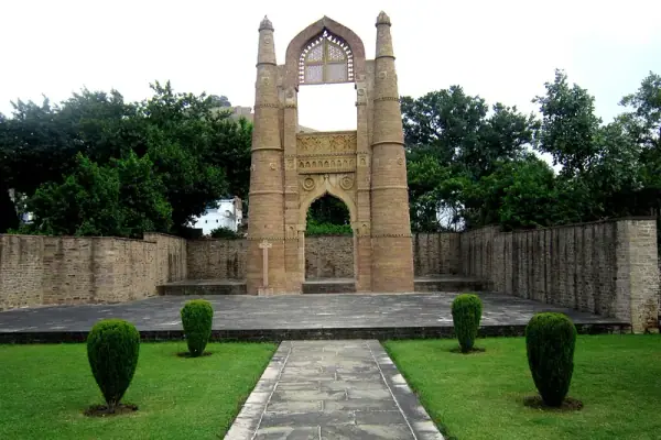 Badal Mahal Gate, Chanderi, Ashoknagar