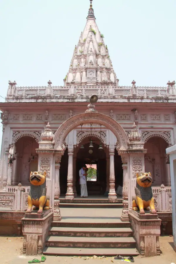 Bijlipur Temple — Red Sandstone Carvings, Balrampur