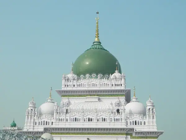 Sarkar Waris Pak Dargah, Dewa Shareef, Barabanki