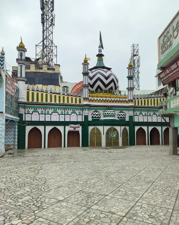 Dargah-e-Ala Hazrat — global Barelvi Sunni pilgrimage shrine, Bareilly