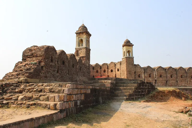 Pauni Fort, Bhandara
