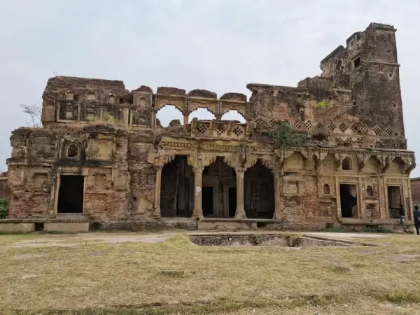 Hetampur Fort, Dhanapur Block, Chandauli, Chandauli