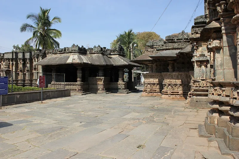 Trikuteshwara Temple, Gadag