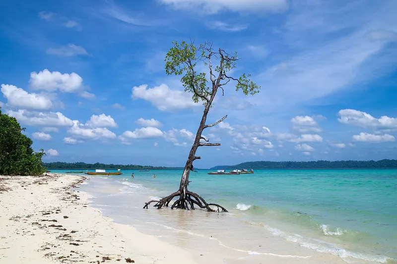 Una Beach, Gir Somnath