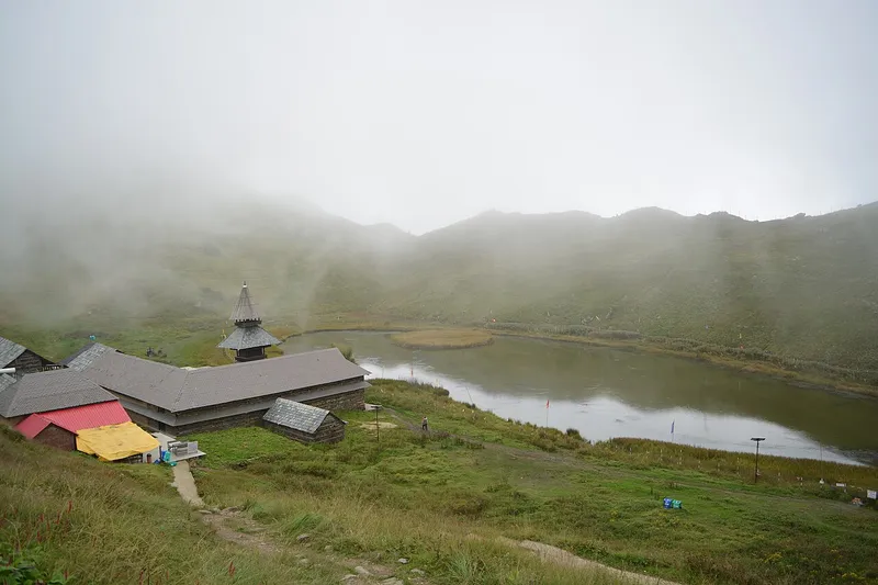 Prashar Lake, Mandi