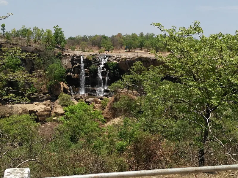 Amritdhara Waterfall, Manendragarh-Chirmiri-Bharatpur