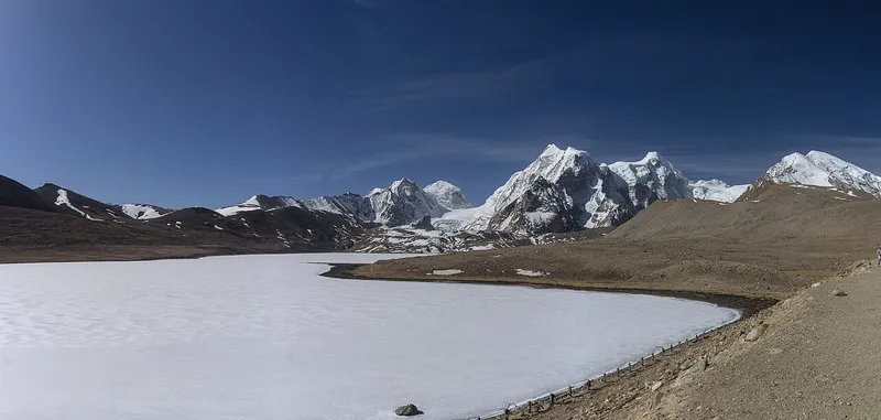 Gurudongmar Lake, Mangan