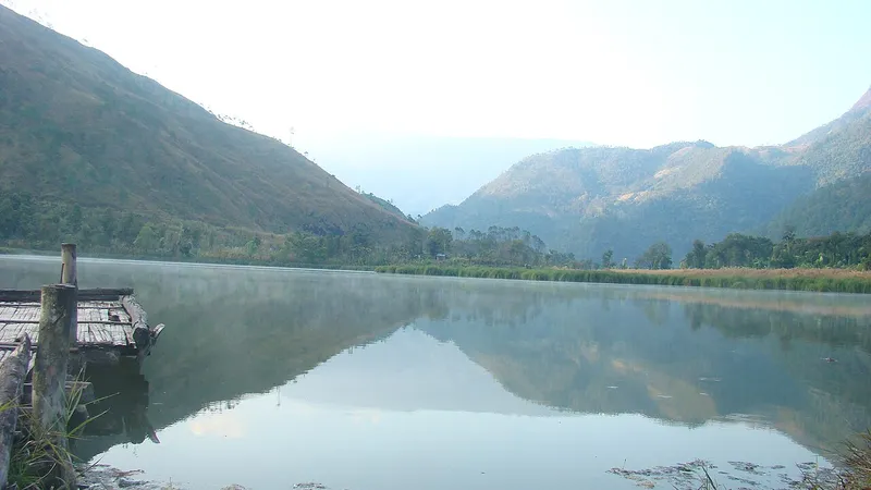 Lake Shilloi, Phek