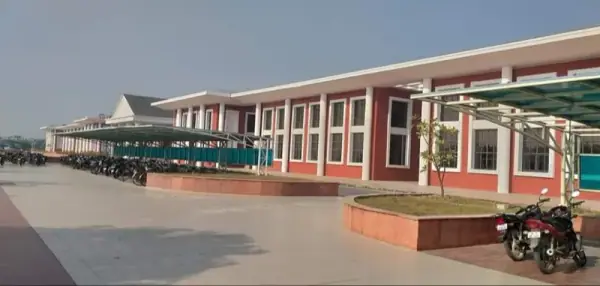 Modern Coach Factory Head Office — administrative hub of the 541-hectare railway campus, Rae Bareli