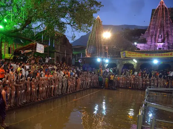Trimbakeshwar entrance, Trimbakeshwar, Nashik