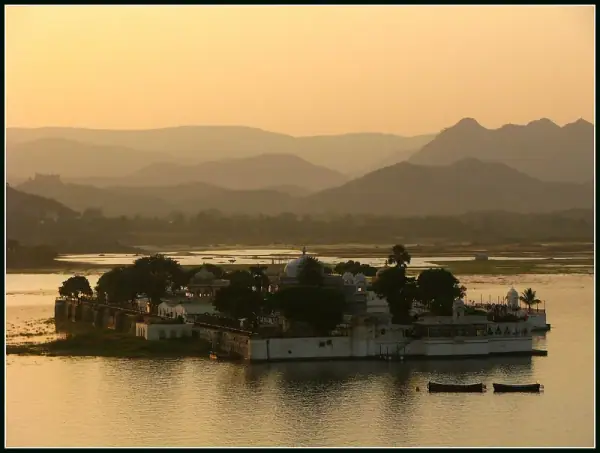 Lake Palace Udaipur entrance, Udaipur