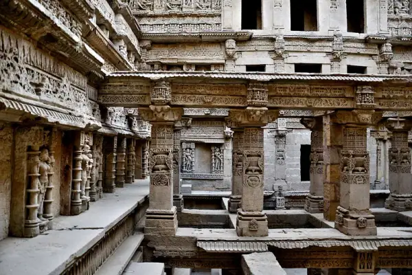 Rani Ki Vav interior, Patan